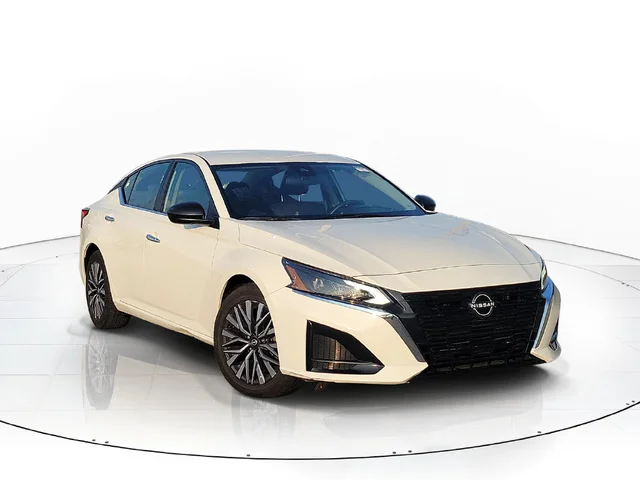 SEMINUEVOS NISSAN Altima a Estados en autogozo