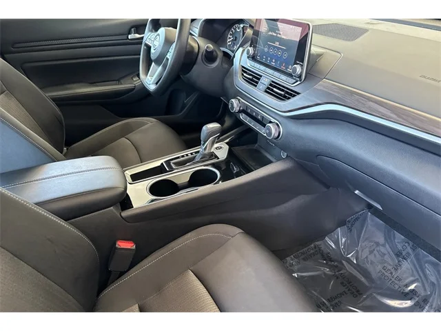 SEMINUEVOS NISSAN Altima at ELK GROVE in Elk Grove Buick GMC