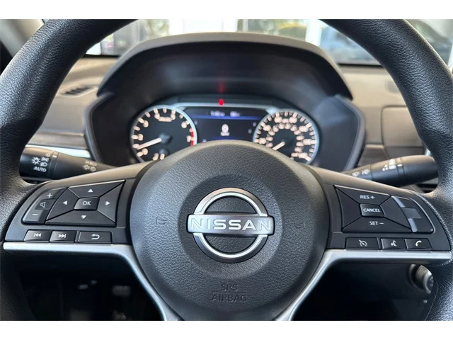 SEMINUEVOS NISSAN Altima at ELK GROVE in Elk Grove Buick GMC
