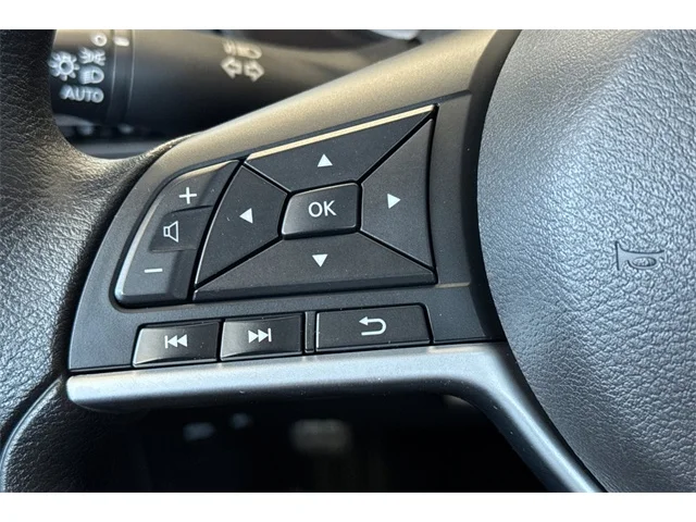 SEMINUEVOS NISSAN Altima at ELK GROVE in Elk Grove Buick GMC