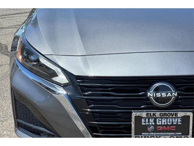 SEMINUEVOS NISSAN Altima at ELK GROVE in Elk Grove Buick GMC