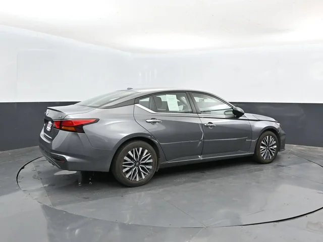 SEMINUEVOS NISSAN Altima a Estados en autogozo