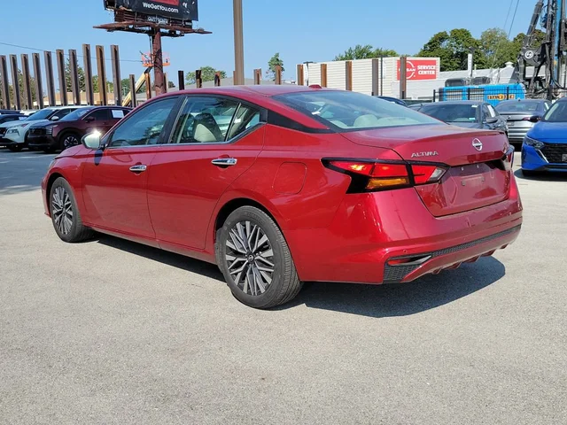 SEMINUEVOS NISSAN Altima a Estados en autogozo