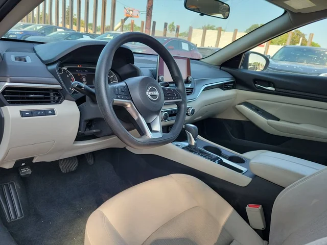 SEMINUEVOS NISSAN Altima a Estados en autogozo