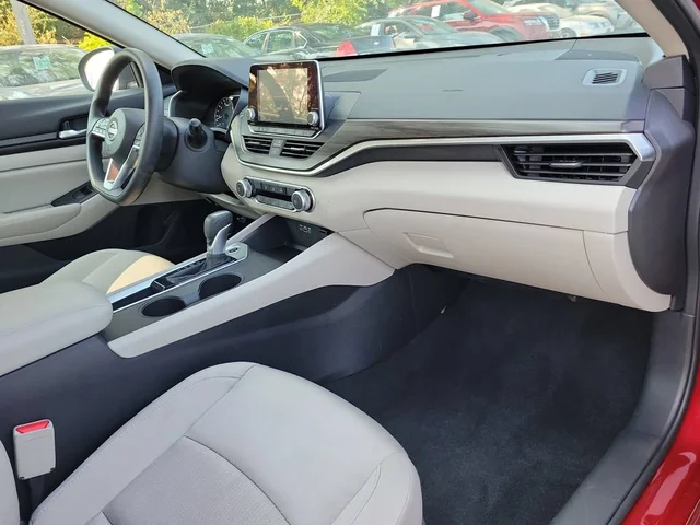 SEMINUEVOS NISSAN Altima a Estados en autogozo