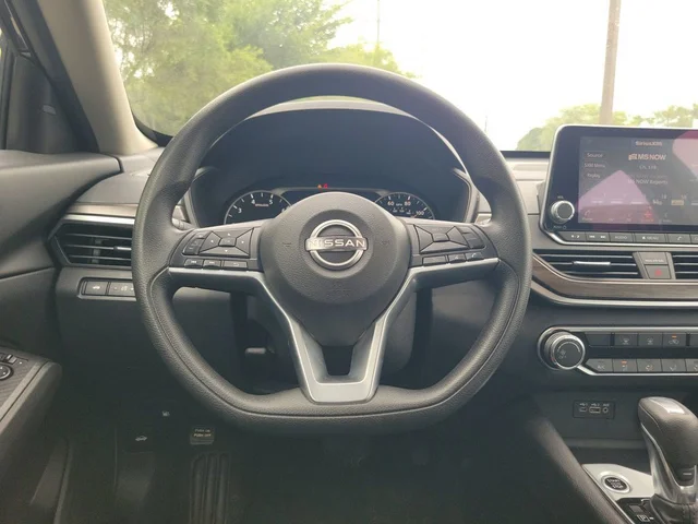 SEMINUEVOS NISSAN Altima a Estados en autogozo