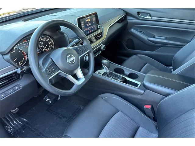 SEMINUEVOS NISSAN Altima at ELK GROVE in Elk Grove Buick GMC