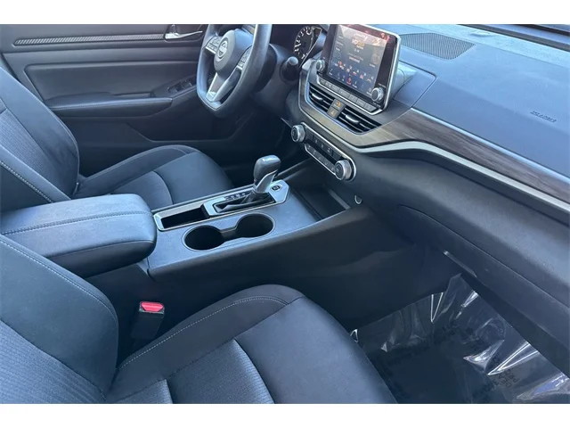 SEMINUEVOS NISSAN Altima at ELK GROVE in Elk Grove Buick GMC