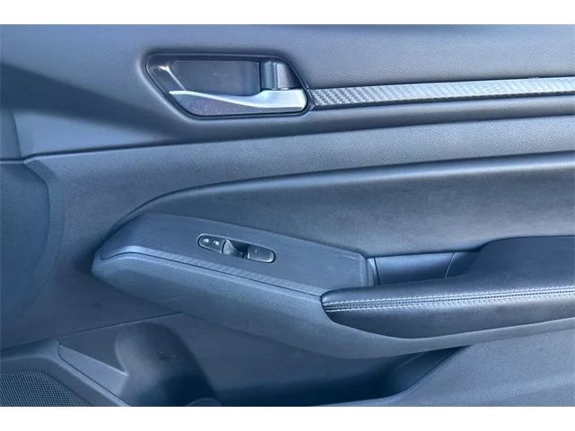 SEMINUEVOS NISSAN Altima at ELK GROVE in Elk Grove Buick GMC