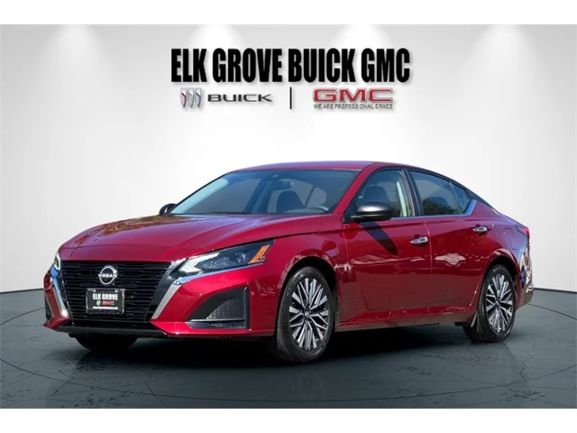 SEMINUEVOS NISSAN Altima at ELK GROVE in Elk Grove Buick GMC