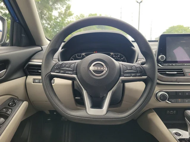 SEMINUEVOS NISSAN Altima a Estados en autogozo