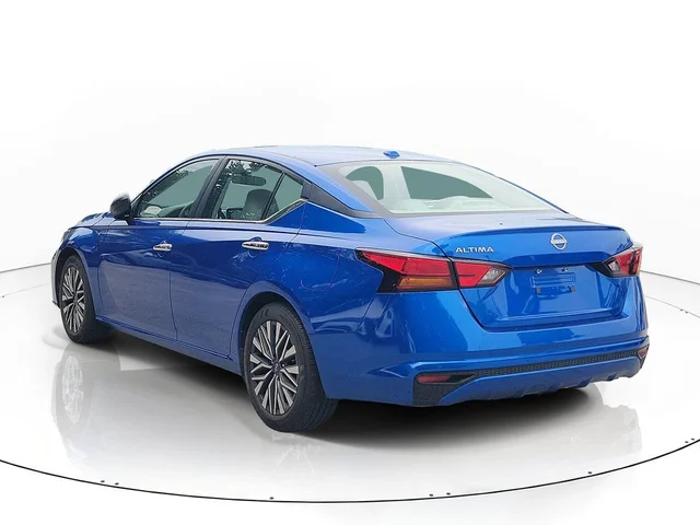 SEMINUEVOS NISSAN Altima a Estados en autogozo