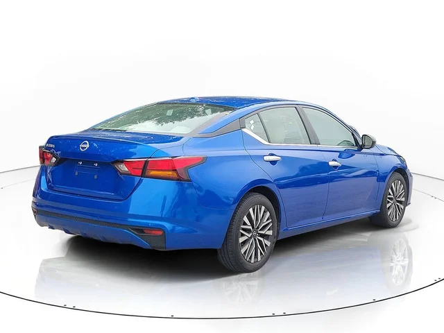 SEMINUEVOS NISSAN Altima a Estados en autogozo
