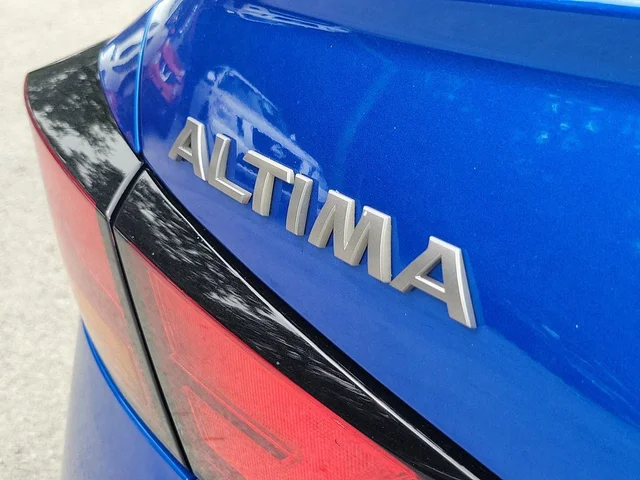 SEMINUEVOS NISSAN Altima a Estados en autogozo