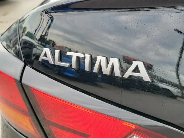 SEMINUEVOS NISSAN Altima a Estados en autogozo