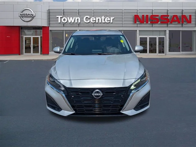 SEMINUEVOS NISSAN Altima a Estados en autogozo