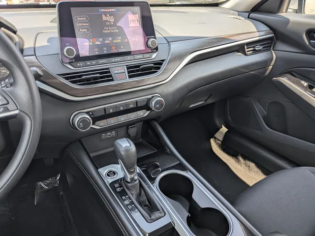SEMINUEVOS NISSAN Altima a Estados en autogozo
