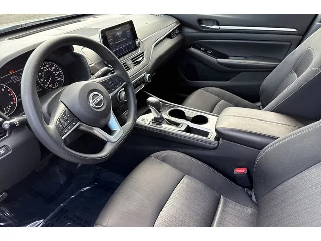 SEMINUEVOS NISSAN Altima at ELK GROVE in Elk Grove Buick GMC