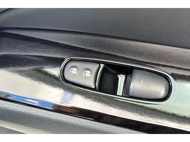 SEMINUEVOS NISSAN Altima at ELK GROVE in Elk Grove Buick GMC