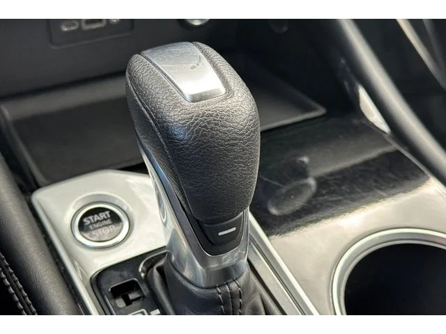 SEMINUEVOS NISSAN Altima at ELK GROVE in Elk Grove Buick GMC