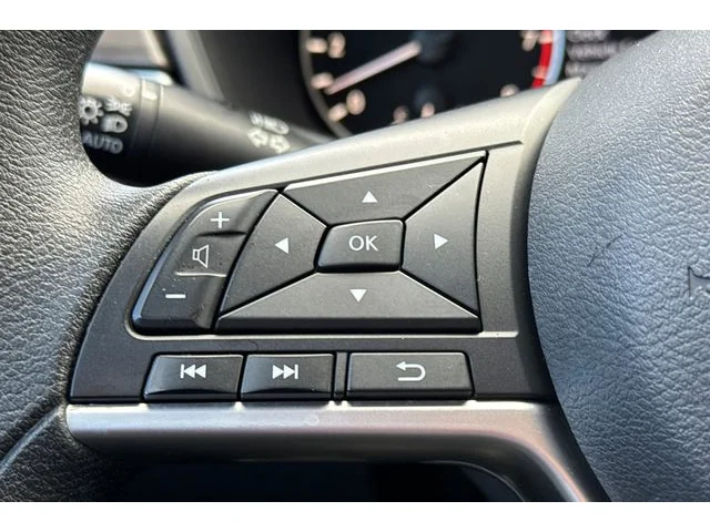 SEMINUEVOS NISSAN Altima at ELK GROVE in Elk Grove Buick GMC