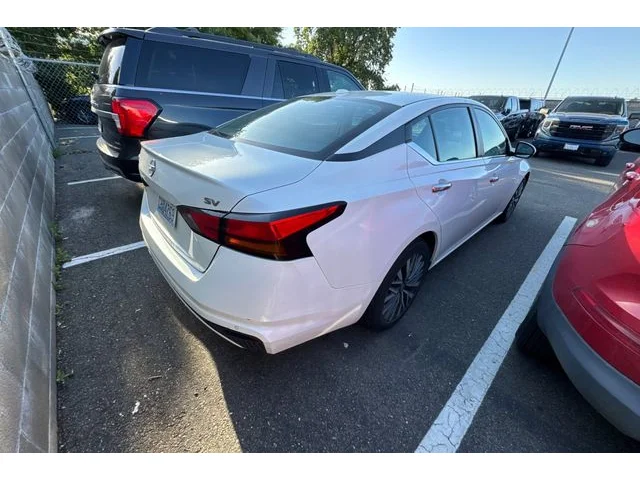 SEMINUEVOS NISSAN Altima at ELK GROVE in Elk Grove Buick GMC
