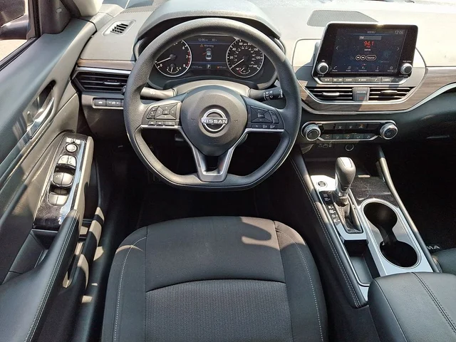 SEMINUEVOS NISSAN Altima a Estados en autogozo