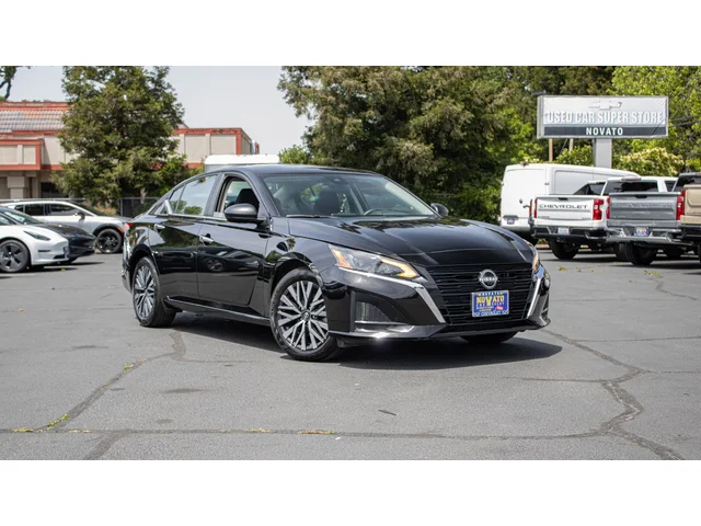 SEMINUEVOS NISSAN Altima a Estados en autogozo