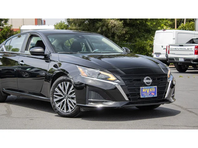 SEMINUEVOS NISSAN Altima a Estados en autogozo