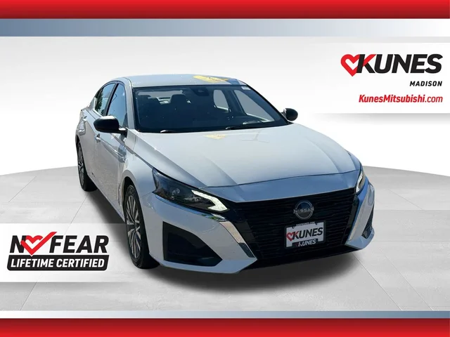 SEMINUEVOS NISSAN Altima a Estados en autogozo