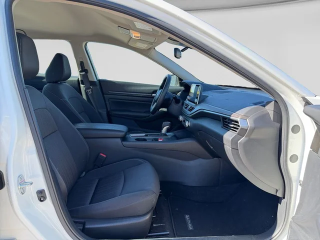 SEMINUEVOS NISSAN Altima a Estados en autogozo