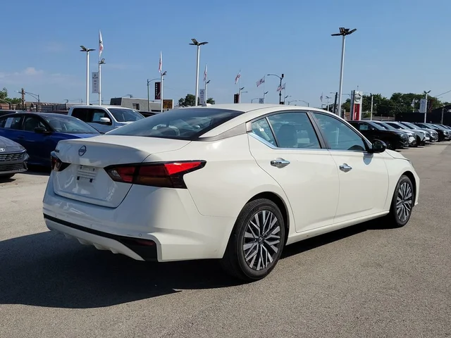 SEMINUEVOS NISSAN Altima a Estados en autogozo