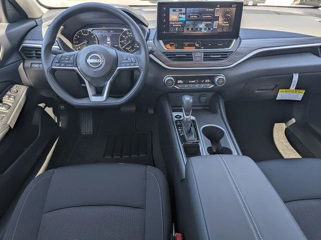 Nuevos NISSAN ALTIMA à Estados chez autogozo