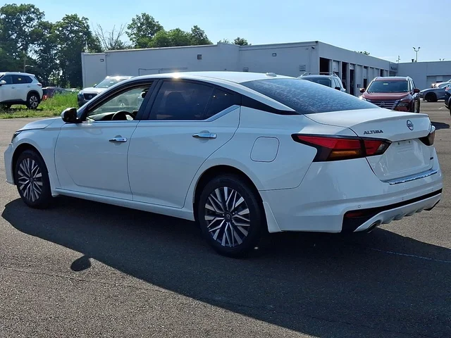 SEMINUEVOS NISSAN Altima a Estados en autogozo