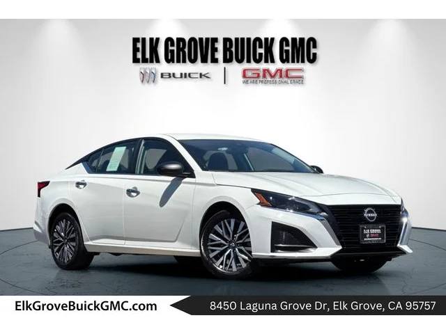 SEMINUEVOS NISSAN Altima at ELK GROVE in Elk Grove Buick GMC