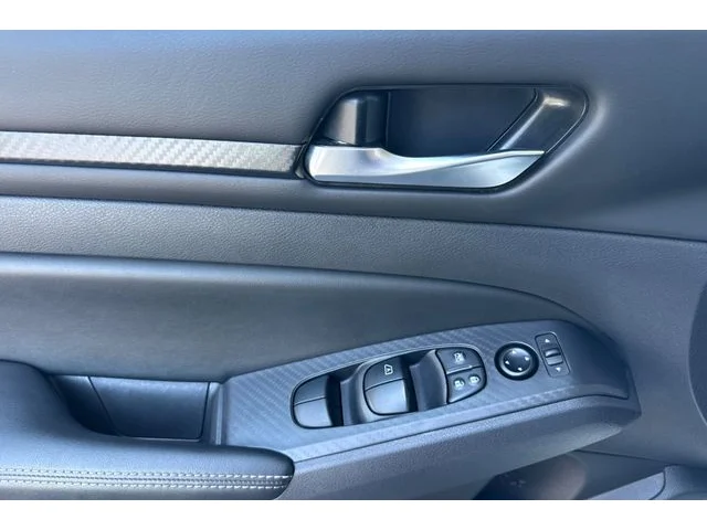 SEMINUEVOS NISSAN Altima at ELK GROVE in Elk Grove Buick GMC