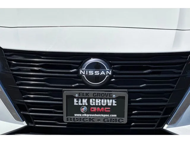 SEMINUEVOS NISSAN Altima at ELK GROVE in Elk Grove Buick GMC