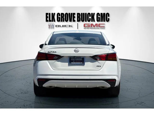 SEMINUEVOS NISSAN Altima at ELK GROVE in Elk Grove Buick GMC