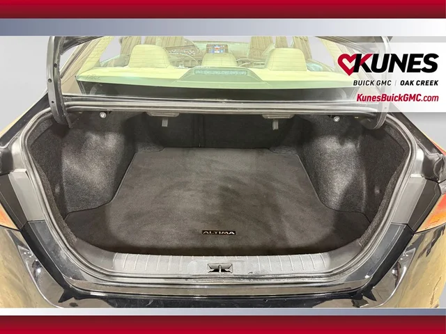 SEMINUEVOS NISSAN Altima a Estados en autogozo