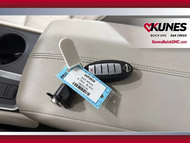 SEMINUEVOS NISSAN Altima a Estados en autogozo