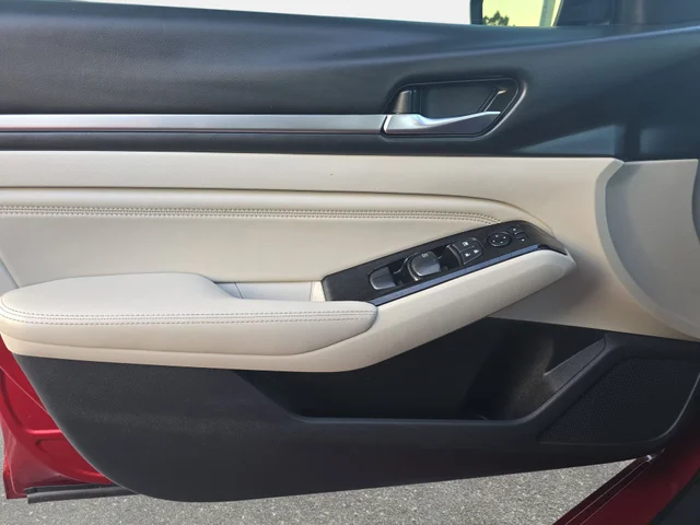 SEMINUEVOS NISSAN Altima a Estados en autogozo