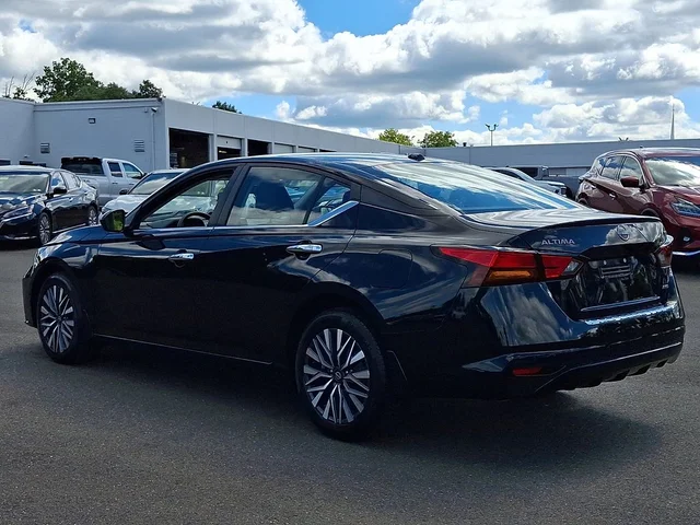 SEMINUEVOS NISSAN Altima a Estados en autogozo