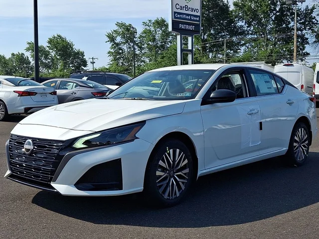Nuevos NISSAN ALTIMA à Estados chez autogozo