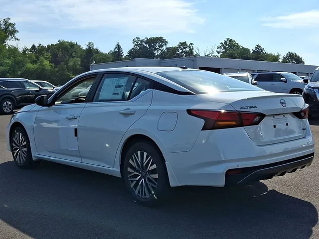 Nuevos NISSAN ALTIMA à Estados chez autogozo