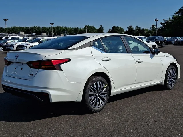 Nuevos NISSAN ALTIMA à Estados chez autogozo