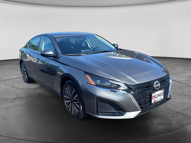 SEMINUEVOS NISSAN Altima a Estados en autogozo