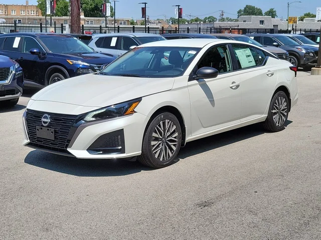 Nuevos NISSAN ALTIMA à Estados chez autogozo