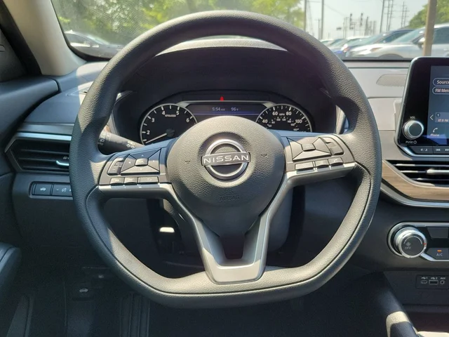 Nuevos NISSAN ALTIMA à Estados chez autogozo