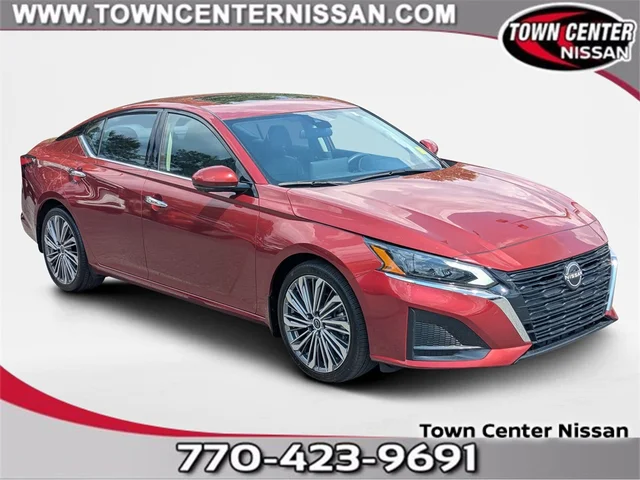 SEMINUEVOS NISSAN Altima at Kennesaw, in Town Center Nissan