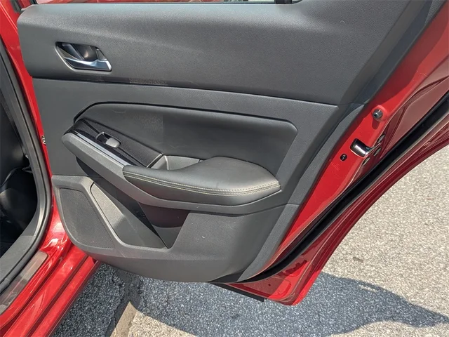 SEMINUEVOS NISSAN Altima at Kennesaw, in Town Center Nissan